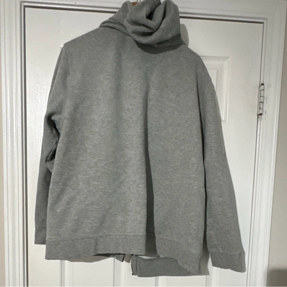 Brooks Brothers Men's Zip-Up Gray Sweater - Picture 5 of 12
